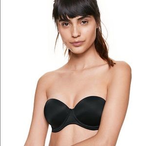 PINK Victoria’s Secret strapless push-up bra